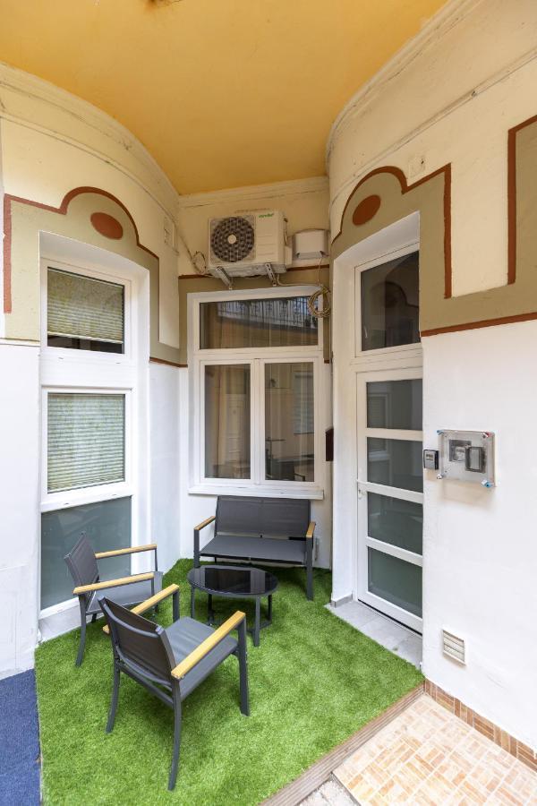 Kazinczy 10 Apartment With 3 Bedrooms Budapest Exterior photo